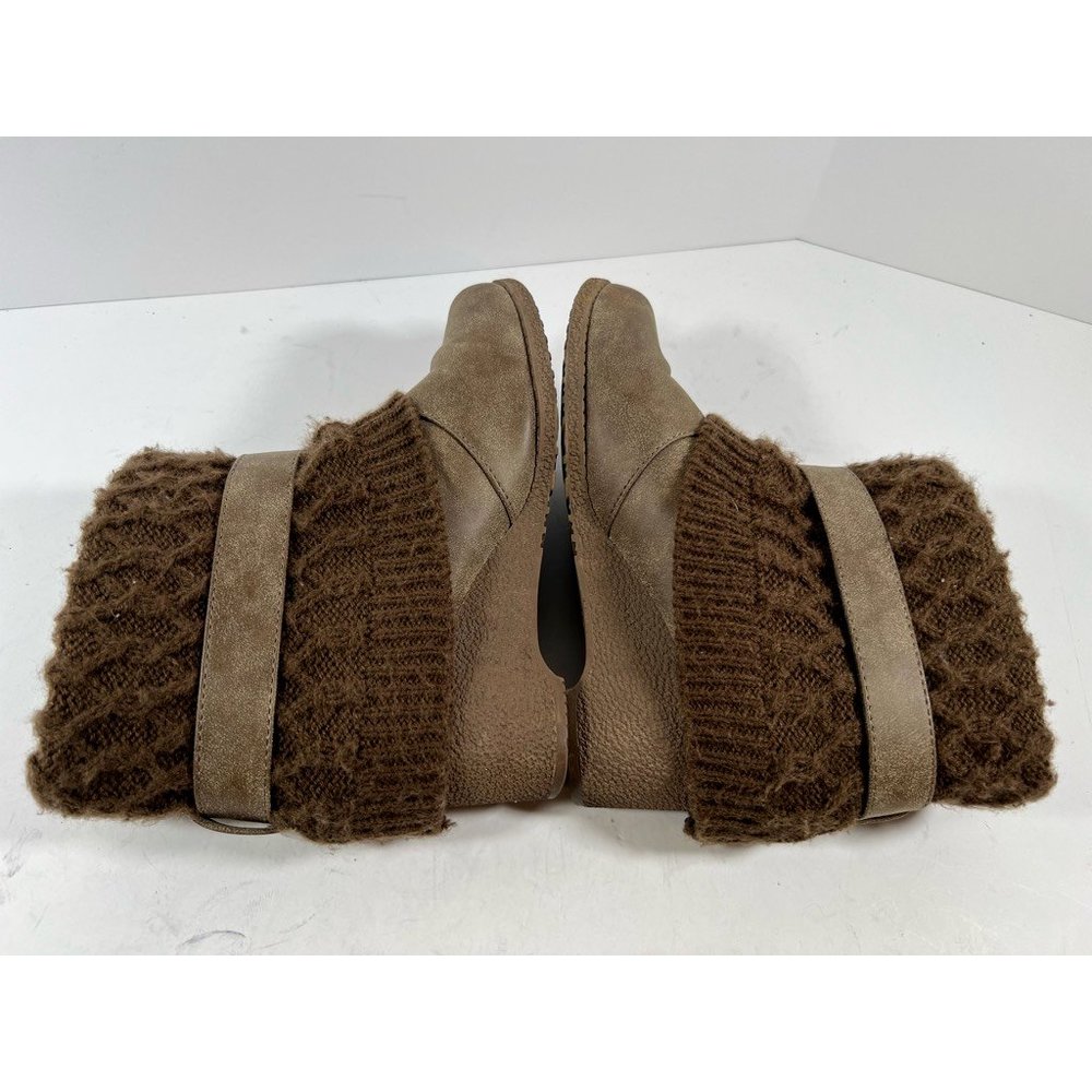 Mukluks Womens Winter Boots Brown Sweater Knit Ankle Wedge Low Heel Buckle 6 - Picture 4 of 8